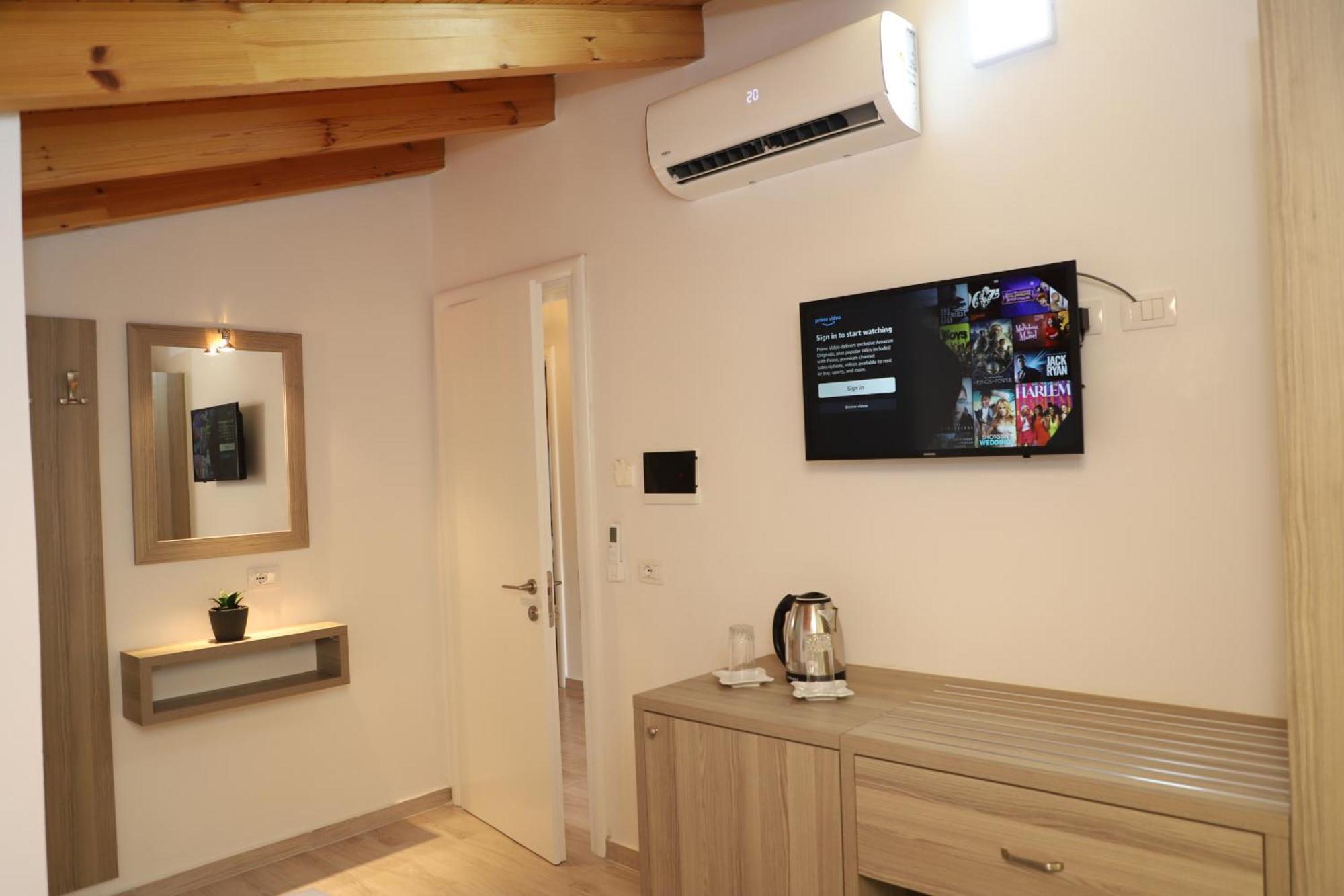 Guesthouse Kazazi Berat Buitenkant foto